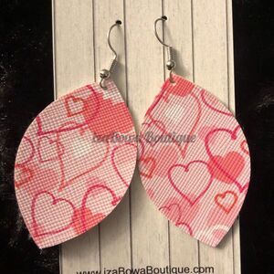 **** Pink Hearts Teardrop Faux Leather Earring   ER2605   Handmade NWT Boutique